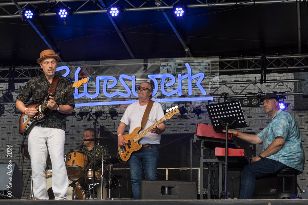 Wolfgang Lohmann, Dieter Kozak, Detlev SchÃ¼tte, Greyhound Georg, 
