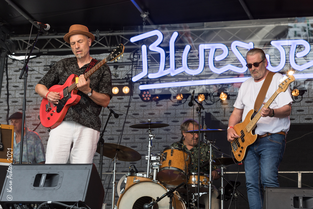 Wolfgang Lohmann, Dieter Kozak, Detlev SchÃ¼tte, Greyhound Georg,
