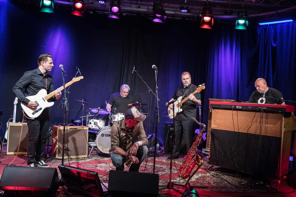 Jb Biesmans, Jimmy HontelÃ©, Patrick Cuyvers, Winne Penninckx, Marc Gijbels, 
