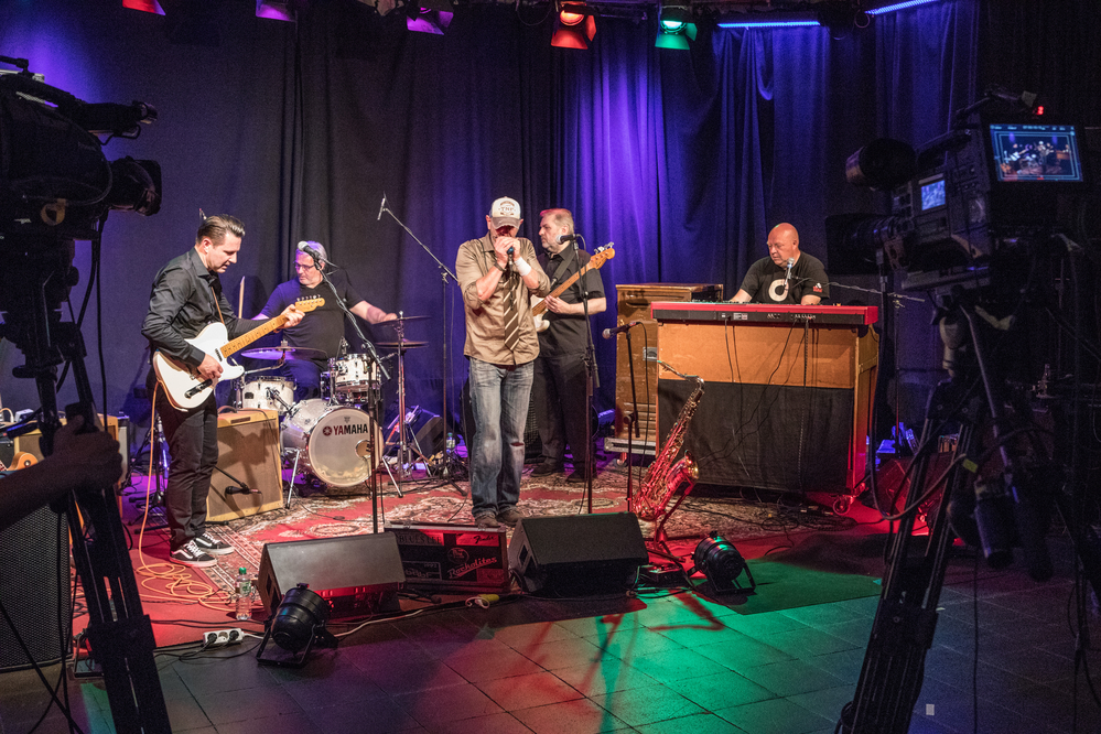 Jb Biesmans, Jimmy HontelÃ©, Patrick Cuyvers, Winne Penninckx, Marc Gijbels, 
