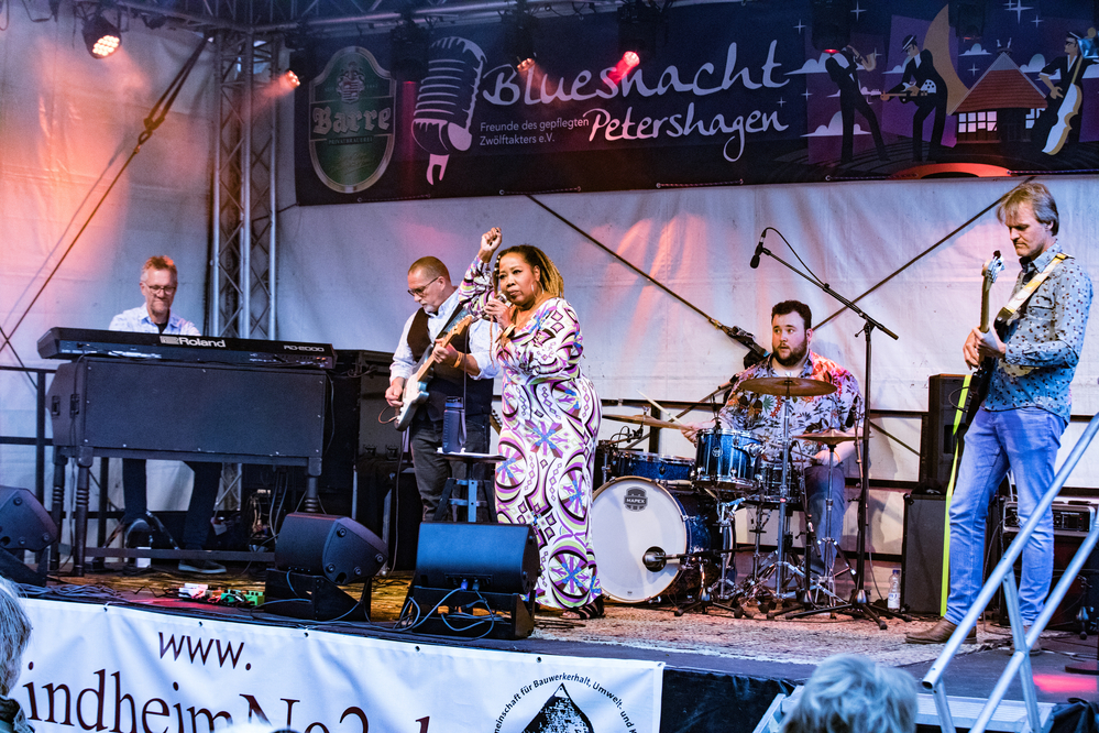 Michele Denise, Jean Raven, Lars Hoogland,  Jan van Drunen, 
