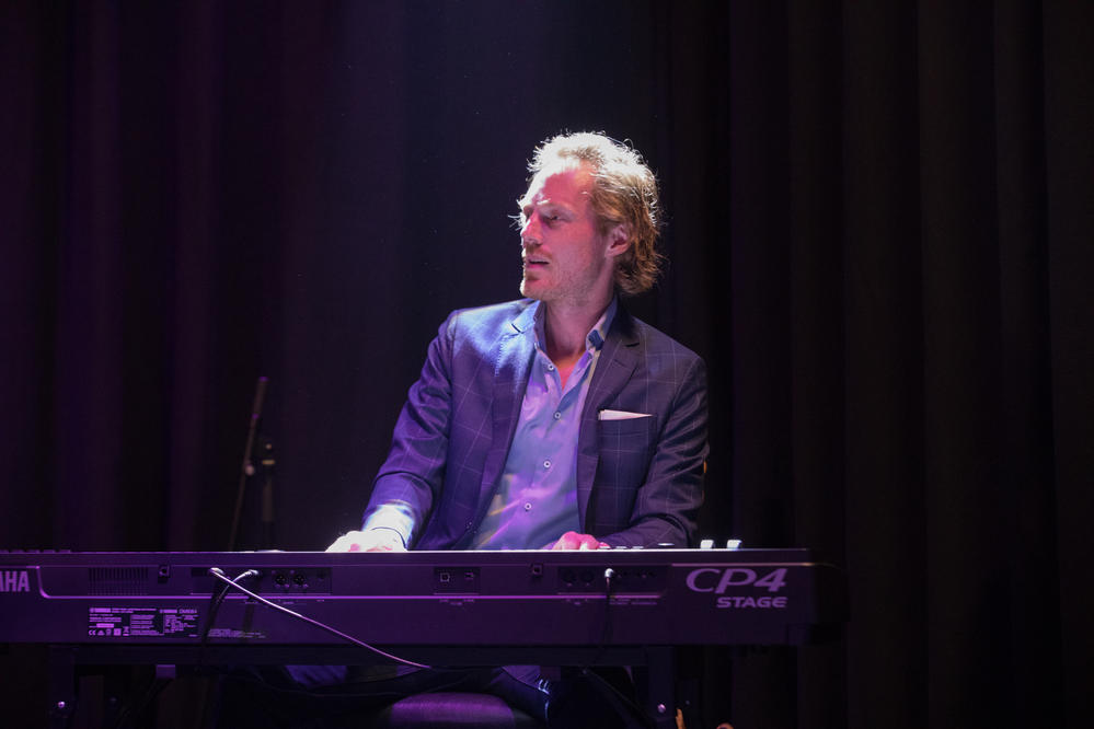 Niels von der Leyen, 
