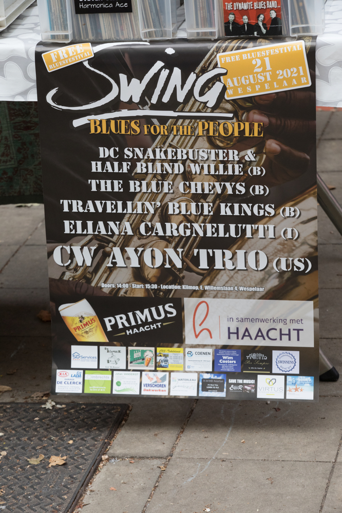 DC Snakebuster & Halfblind Washboard Willie
