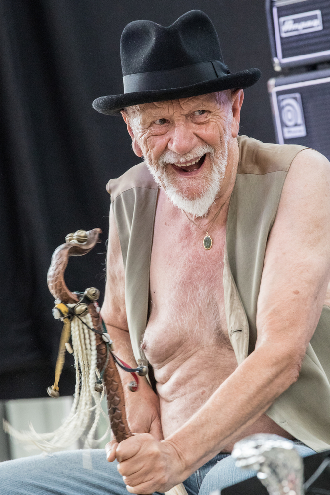  Halfblind Washboard Willie
