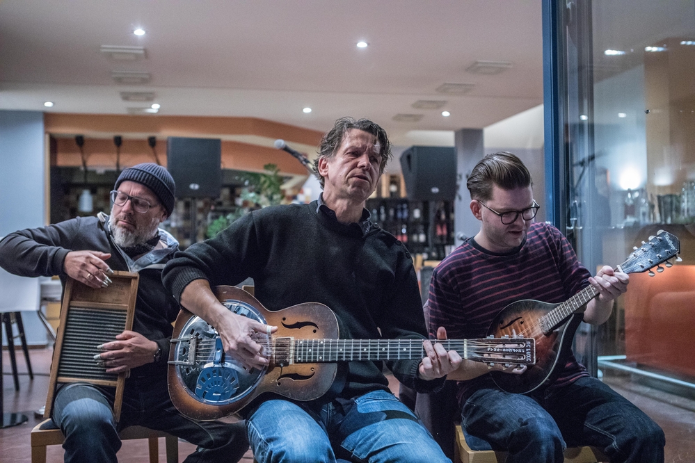 Micha Maass, Peter Crow C., Ferdinand Kraemer, 
