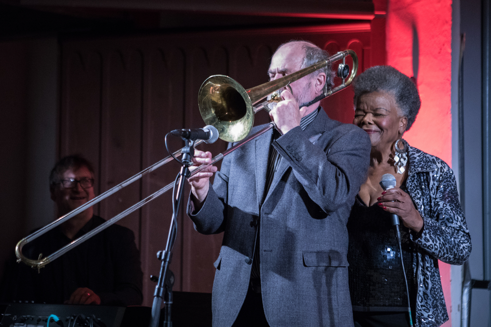 Janice Harrington, Werner GÃ¼rtler, 
