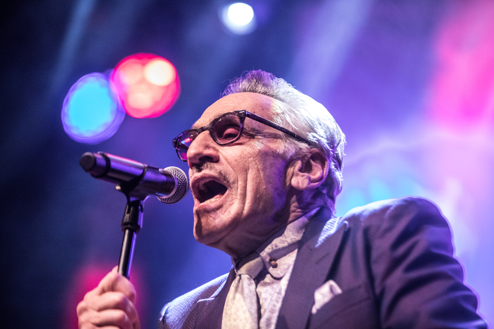 Rick Estrin, 
