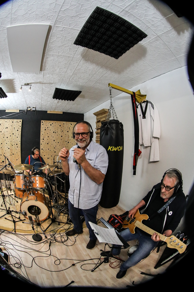 Andy GrÃ¼nert,  Wolfgang SchÃ¤fer, JÃ¼rgen  Schildmann,  Dieter Kozak, 
