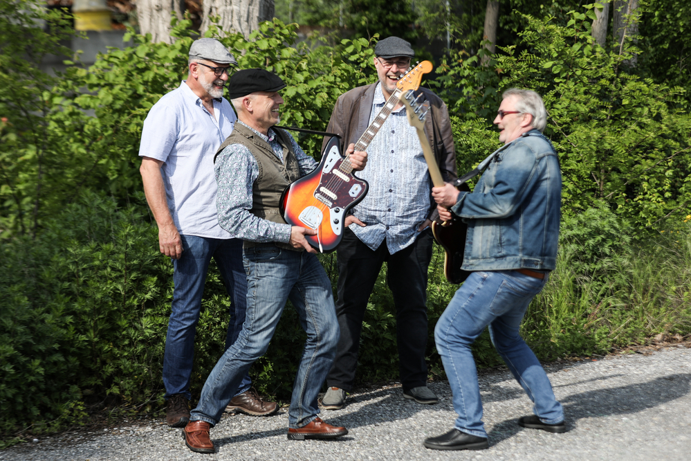 JÃ¼rgen  Schildmann , Andy GrÃ¼nert, Wolfgang SchÃ¤fer,  Dieter Kozak, Detlev SchÃ¼tte  
