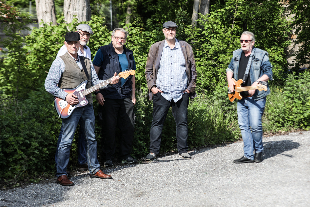 JÃ¼rgen  Schildmann , Andy GrÃ¼nert, Wolfgang SchÃ¤fer,  Dieter Kozak, Detlev SchÃ¼tte  
