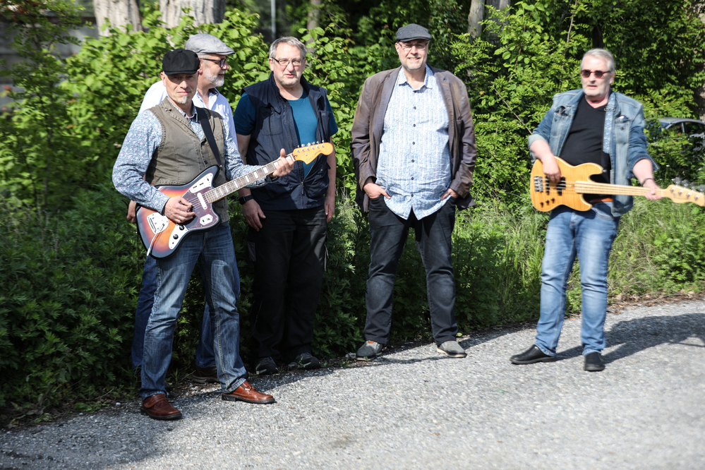JÃ¼rgen  Schildmann , Andy GrÃ¼nert, Wolfgang SchÃ¤fer,  Dieter Kozak, Detlev SchÃ¼tte  
