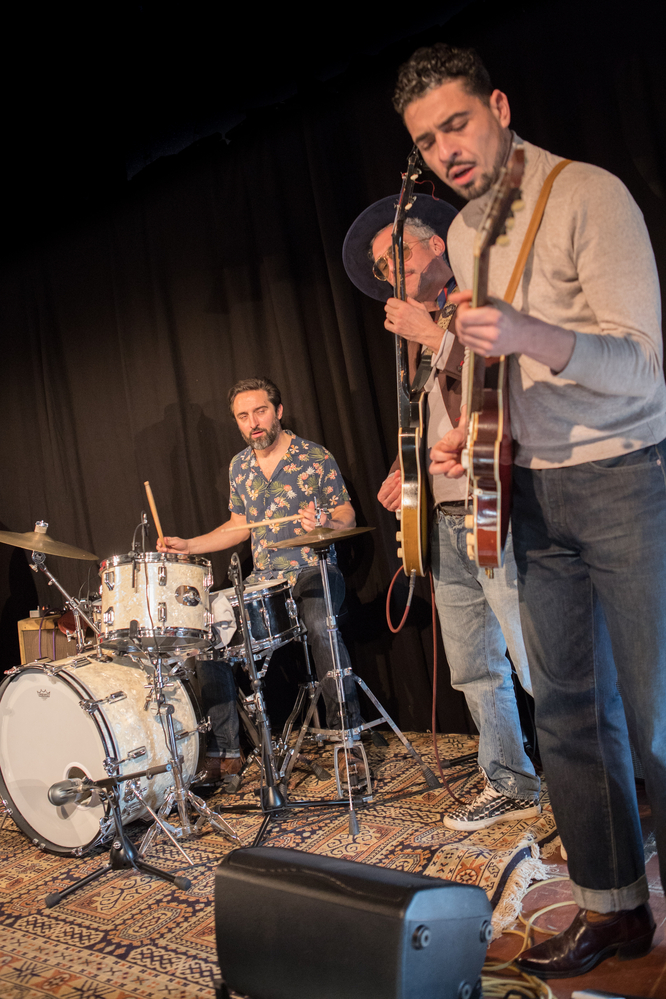  Max Genouel,  Julien Dubois,   Fabrice Bessouat, 
