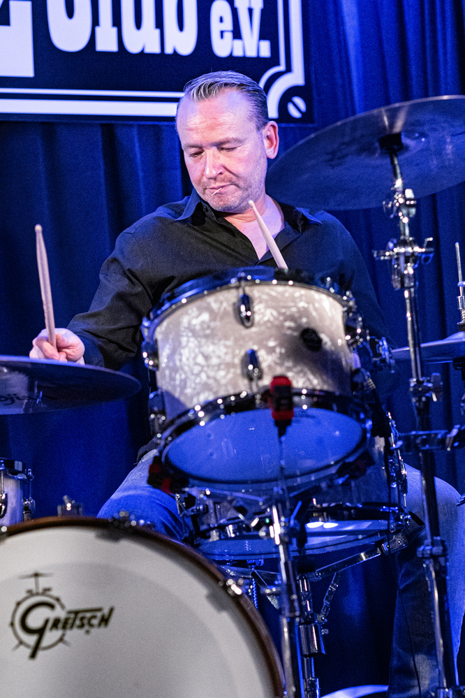 Jeffrey van Duffelen, 
