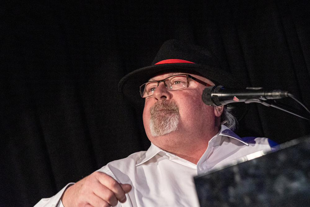 Steve Big Man Clayton, 
