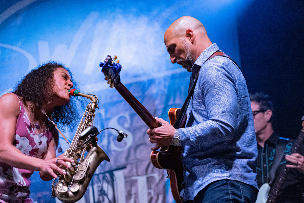 Vanessa Collier,	 Chris Vitarello, 
