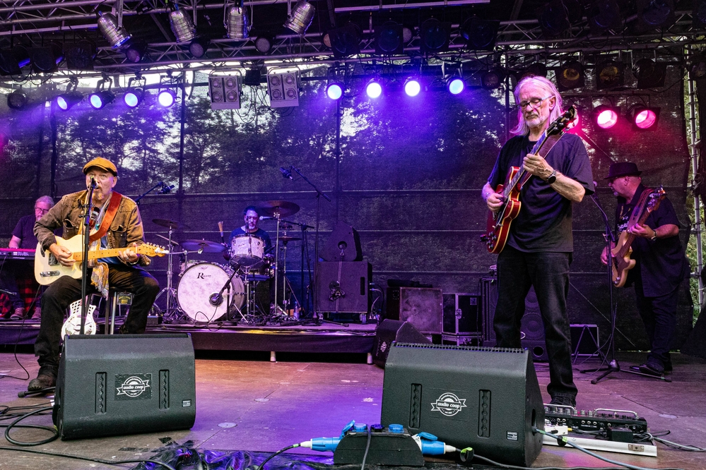 Jürgen Jay Ohl, Ferren Freitas, Hermann Behrens, 
