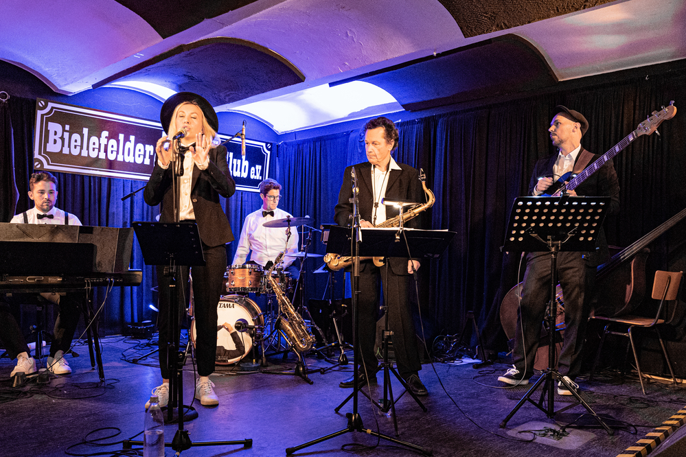 Jil Christin Schulte,  Ulli Orth, Tobias Schulte,  Till Spohr, 
