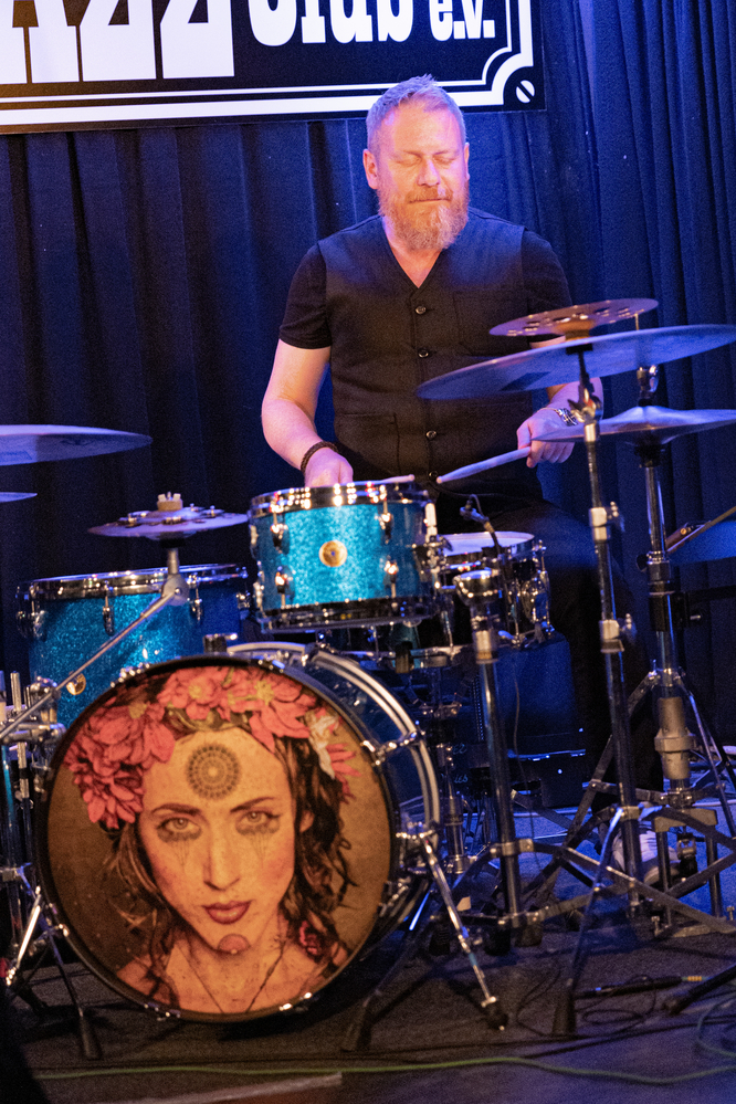 Bernhard Weichinger, 
