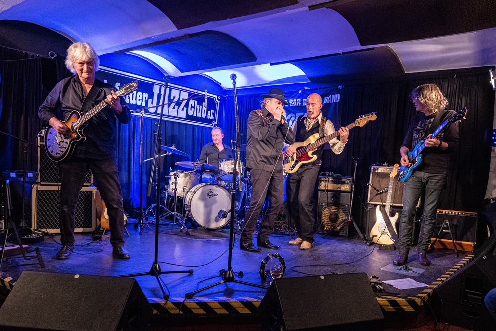 Kees Dusink, Jan J. Scherpenzeel,  Peter Langerak, Patrick Sideburn Obrist, Jeffrey van Duffelen, 
