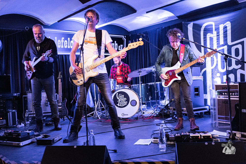 Arjan van der Linde, Wietze Koning, Christof Bauwens, Joost van Soest, 
