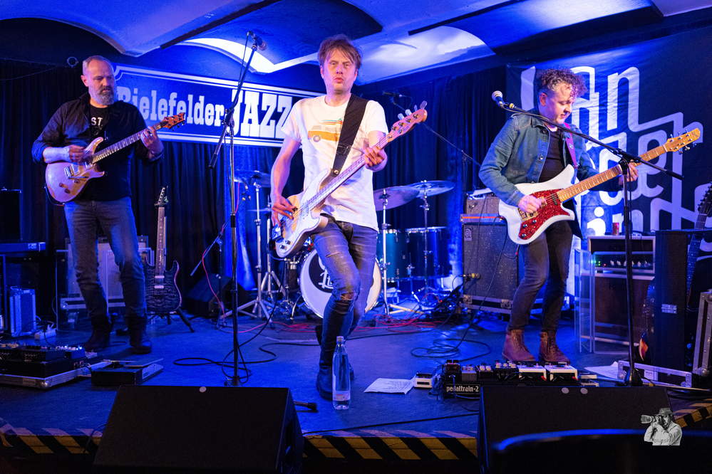 Arjan van der Linde, Wietze Koning, Christof Bauwens, 
