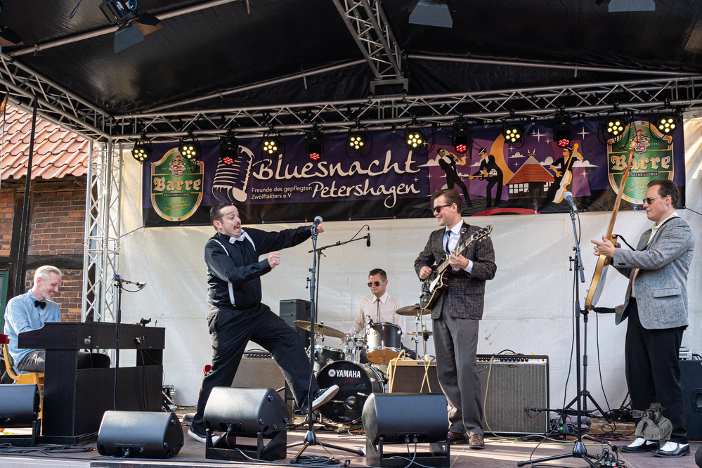 Kent Erik  Thorvaldsen, Ole Martin Røsten, Christian Øynes, Petter Skoglund, 
