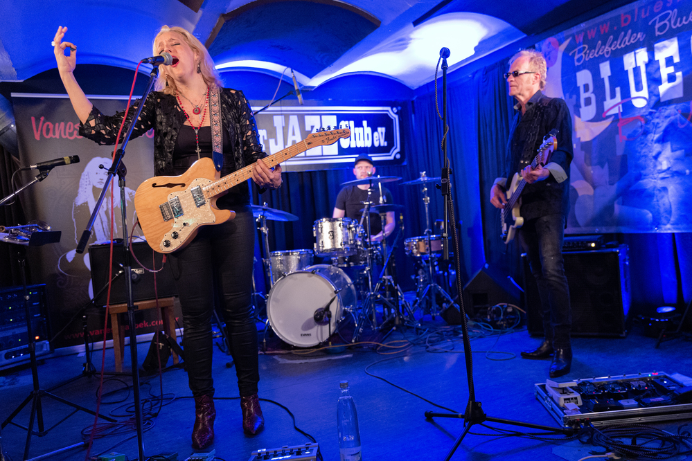 Vanesa Harbek, Martin Engelien, Simon Jurczewski, 
