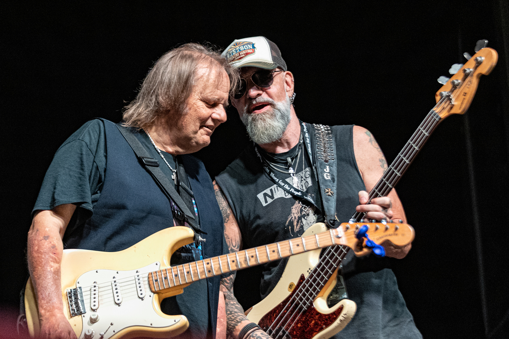 Walter Trout, Johnny Griparic, 
