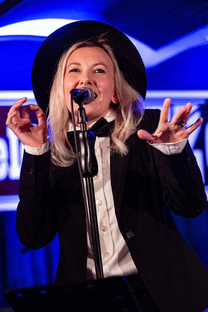 Jil Christin Schulte, 
