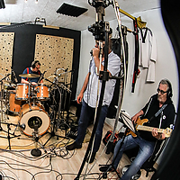 Dateiname=393A9779.JPG
Dateigröße=4568KB
Abmessungen: 2157x3236
hinzugefügt am: 04. Juni 2021 393A9779.JPG