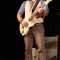 Dateiname=4F1A1045.jpg
Dateigröße=1752KB
Abmessungen: 3182x5111
hinzugefügt am: 27. November 2023 4F1A1045.jpg