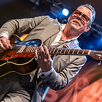 Dateiname=4F1A2777.JPG
Dateigröße=19292KB
Abmessungen: 5472x3648
hinzugefügt am: 10. Mai 2022 4F1A2777.JPG