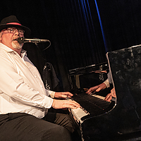 Dateiname=6W8A0940.jpg
Dateigröße=6537KB
Abmessungen: 3473x2315
hinzugefügt am: 29. Dezember 2022 6W8A0940.jpg