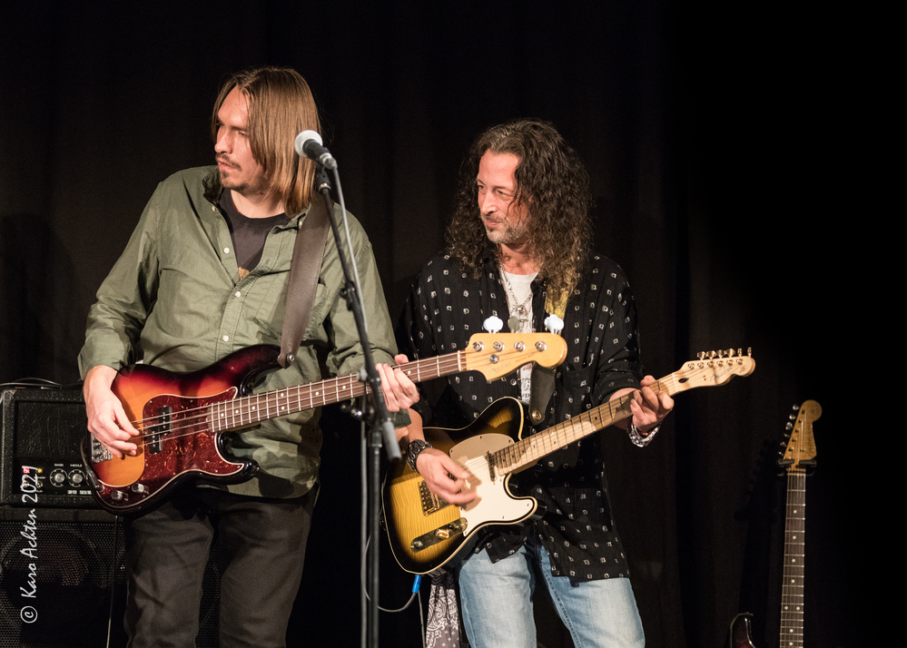 Josh Allen, Hendrik Herder, 
