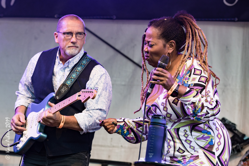 Michele Denise, Jean Raven, 
