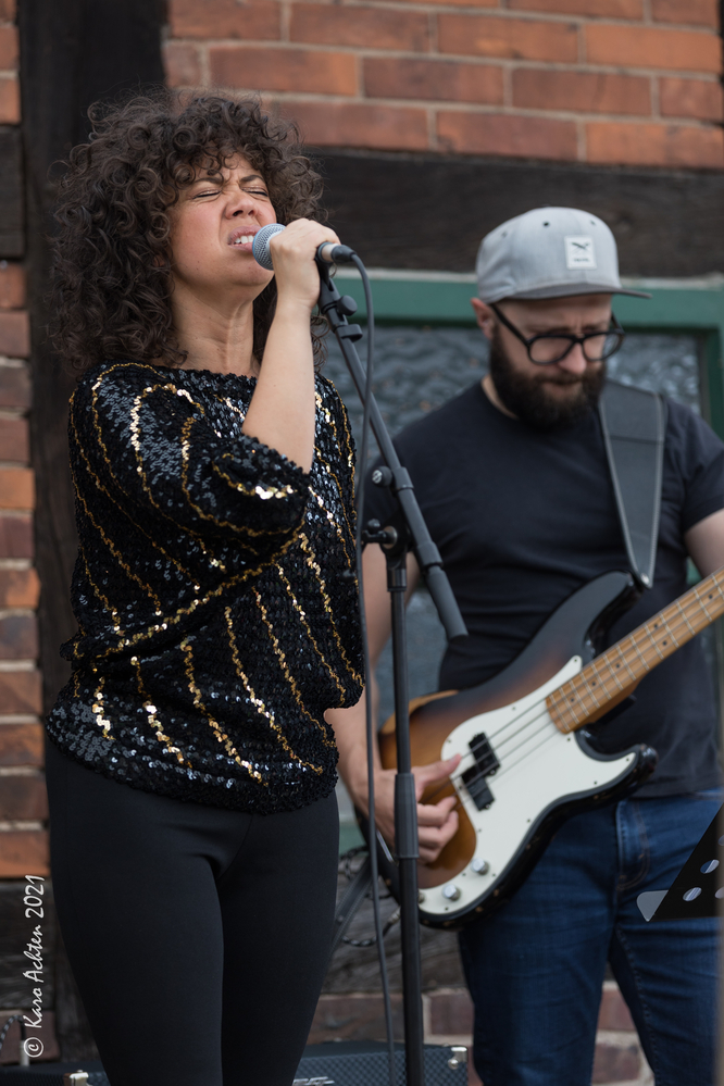 Jade MacRae, Johannes GÃ¶ller,
