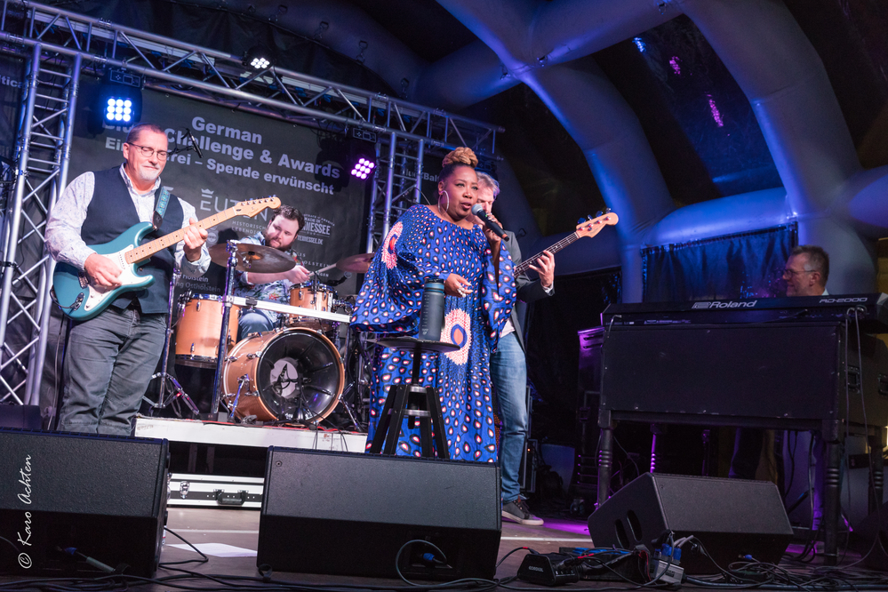 Jean Raven, Lars Hoogland, Michele Denise, Erwin Huigen, Jan van Drunen
