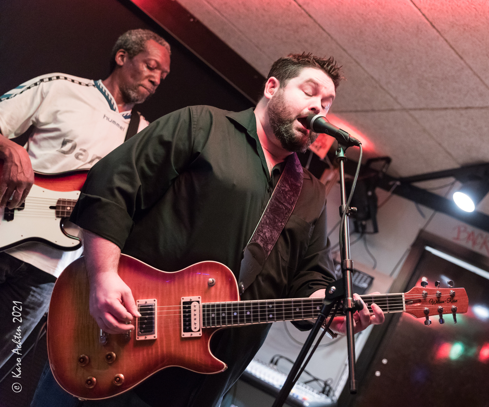 Kris Jefferson, Monster Mike Welch, 
