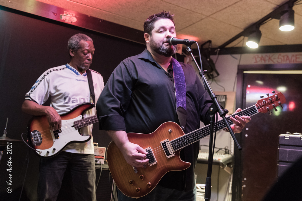 Kris Jefferson, Monster Mike Welch, 
