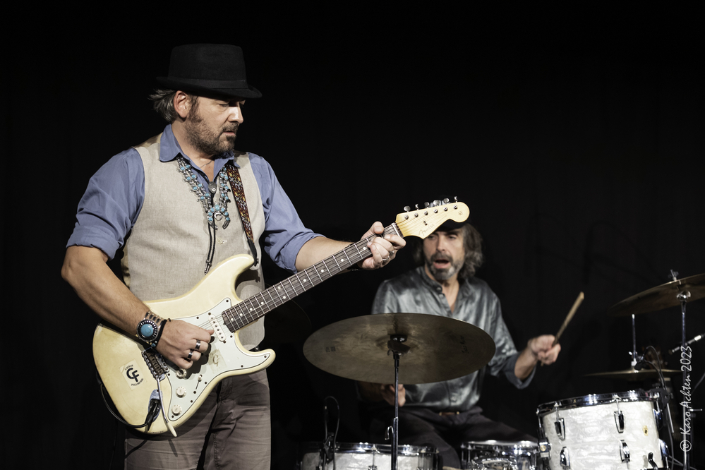 Chris Fillmore, Rainer Baumgartner,  
