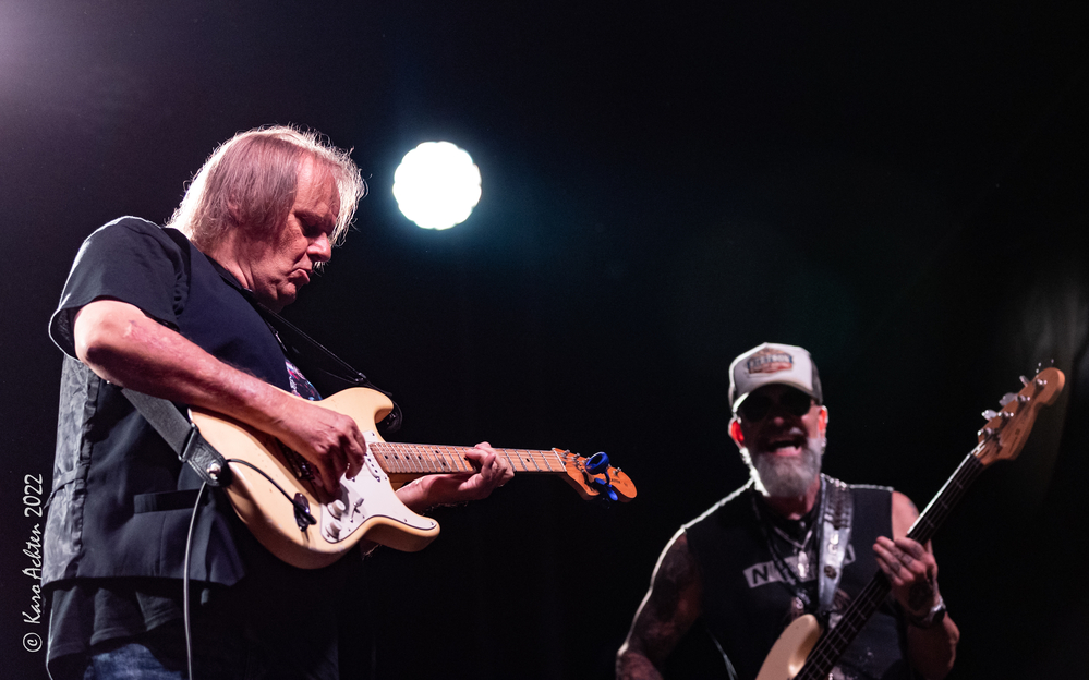 Walter Trout, Johnny Griparic, 
