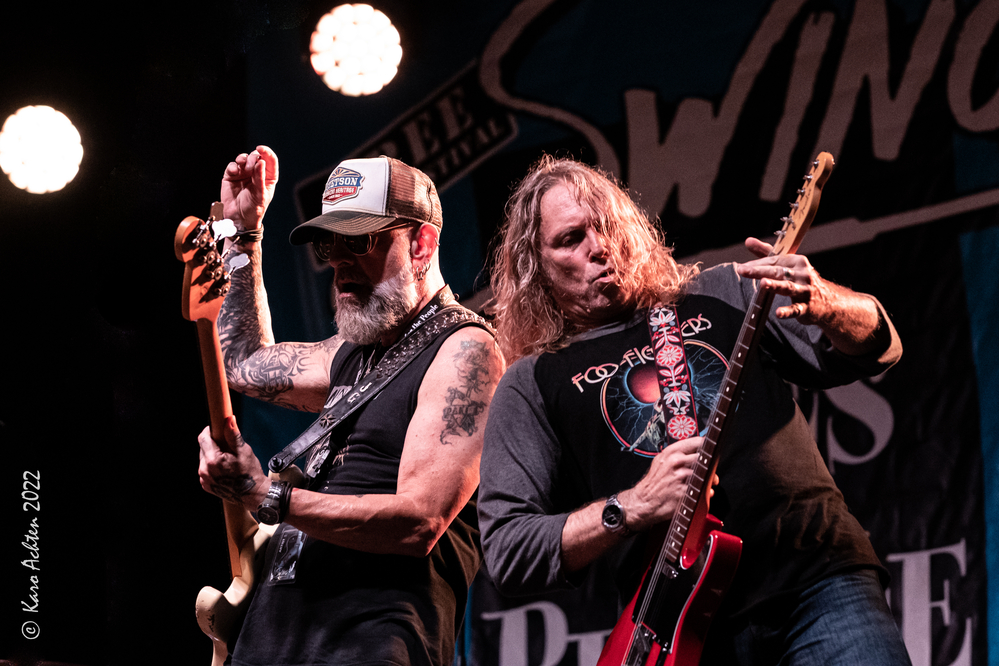 Johnny Griparic, Andrew Elt, 
