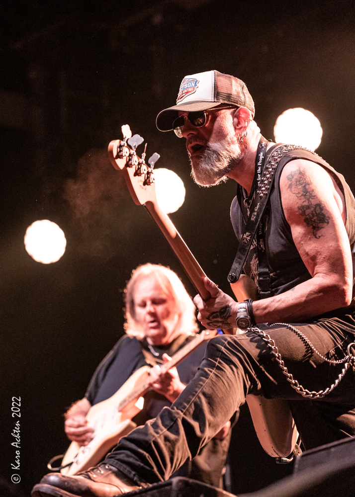 Walter Trout, Johnny Griparic, 
