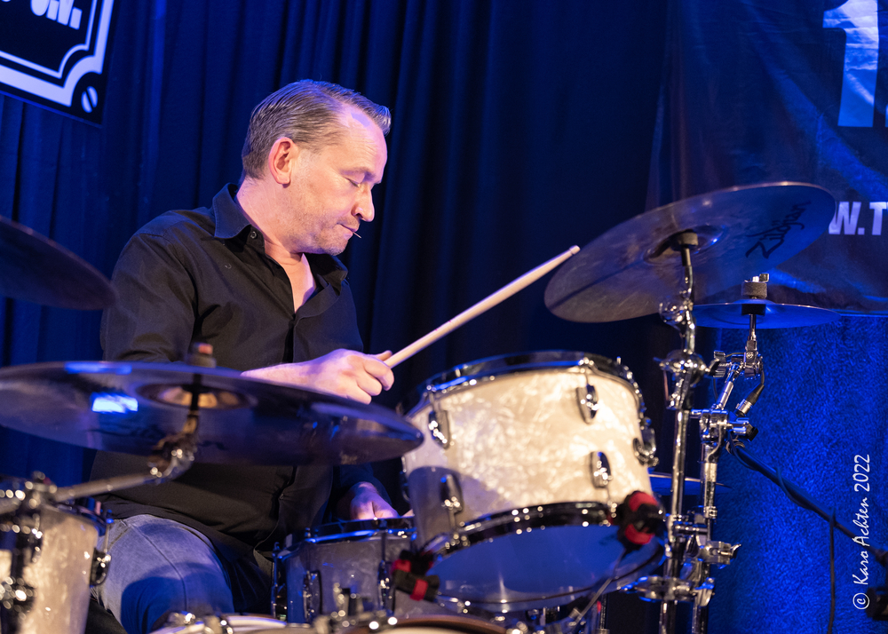 Jeffrey van Duffelen, 
