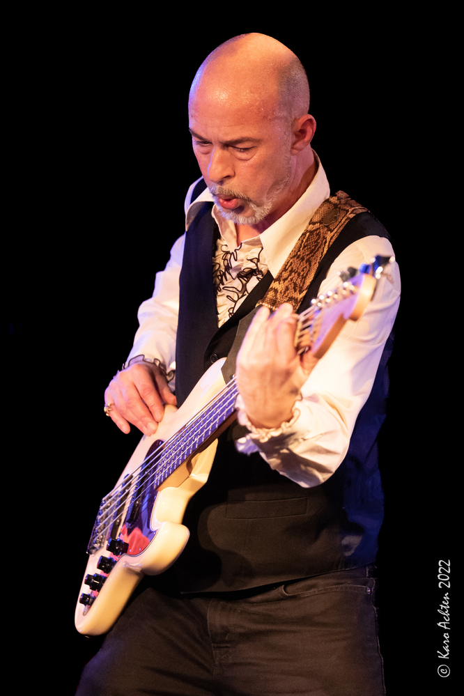 Patrick Sideburn Obrist, 
