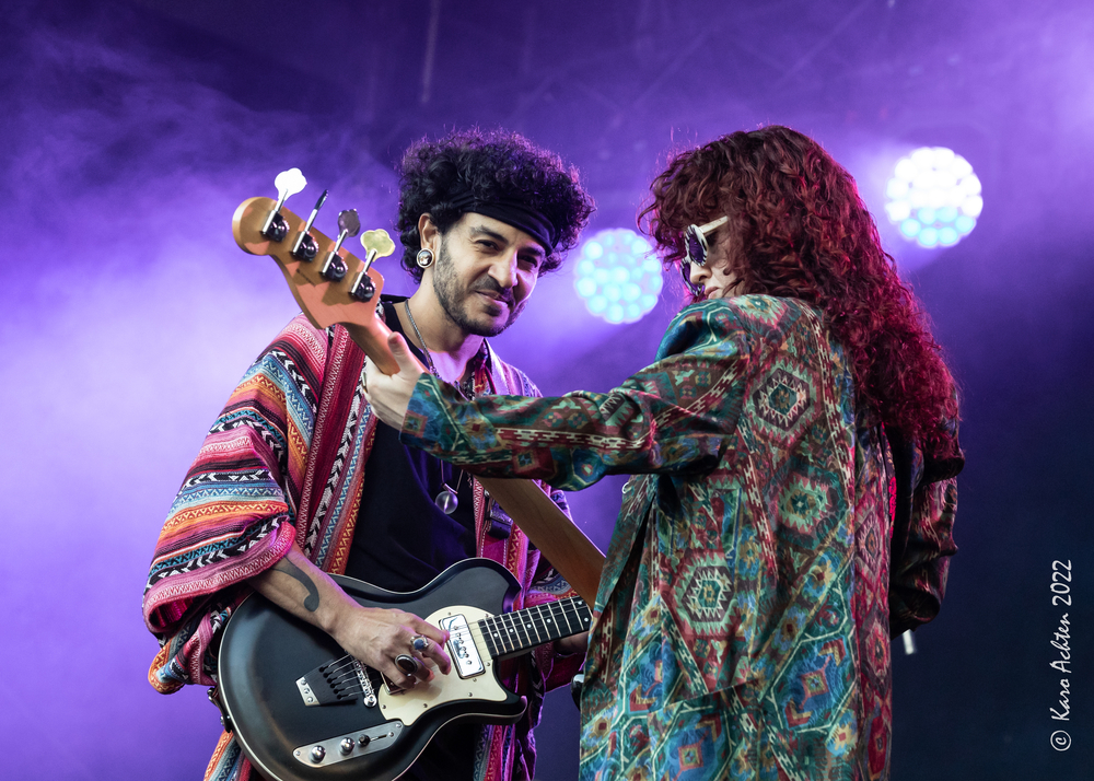 Artur Menezes,	Poliana Magalhães, 
