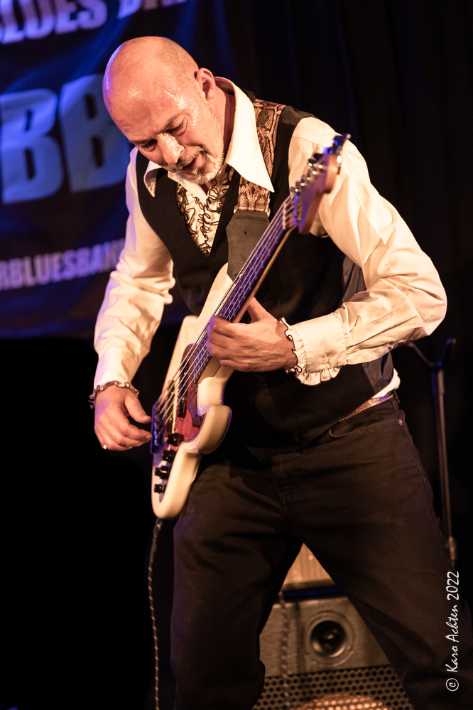 Patrick Sideburn Obrist, 
