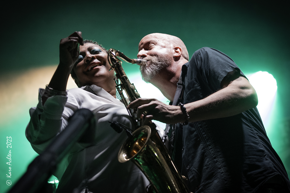 Keeshea Pratt, Dan Carpenter, 
