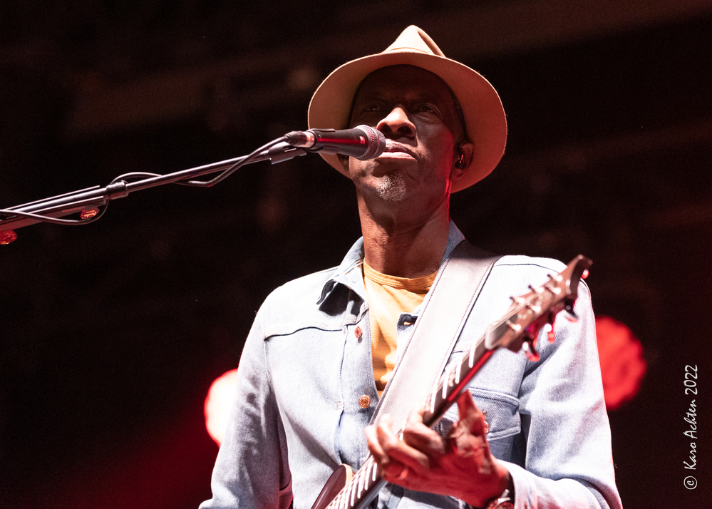 Keb' Mo'
