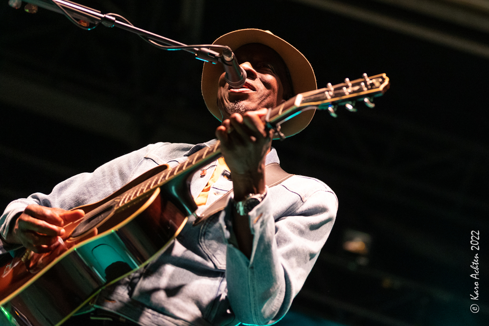 Keb' Mo'
